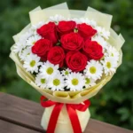 Kırmızı Gül ve Beyaz Papatya Buketi - Görsel 3